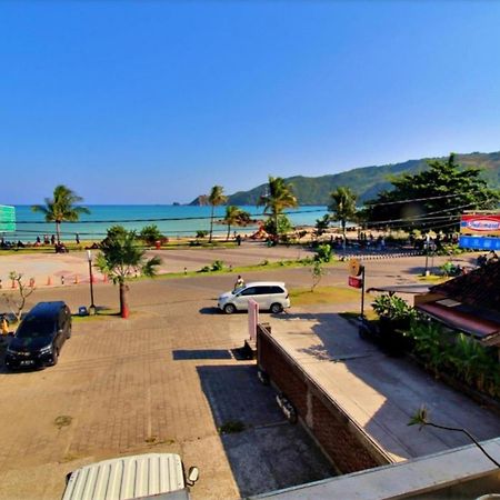 Отель Bungalow And Restaurant Anda Kuta  Экстерьер фото