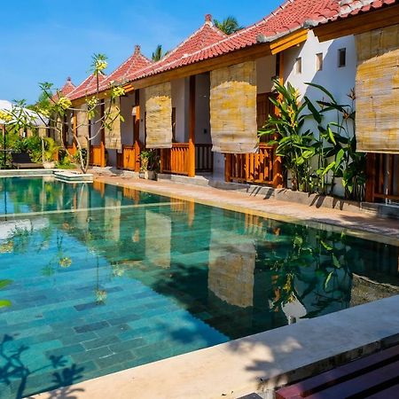 Отель Bungalow And Restaurant Anda Kuta  Экстерьер фото