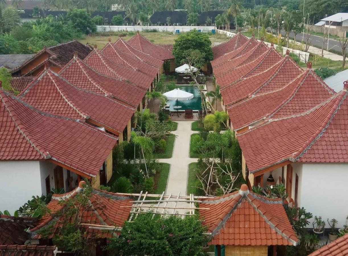 Отель Bungalow And Restaurant Anda Kuta  Экстерьер фото