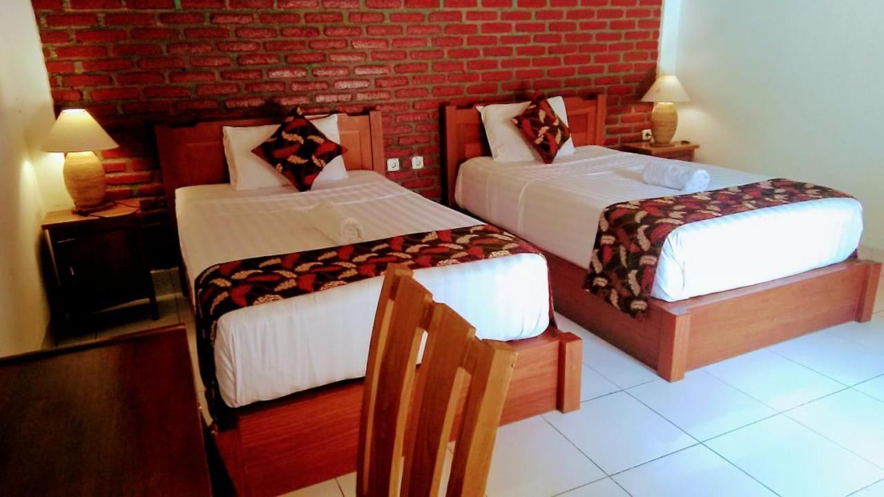 Bungalow And Restaurant Anda Kuta  Экстерьер фото