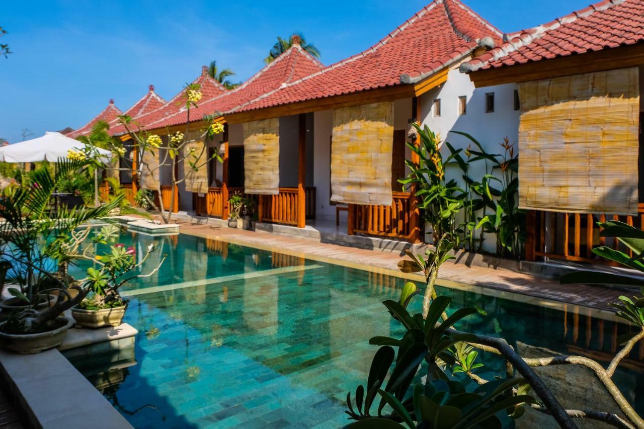 Отель Bungalow And Restaurant Anda Kuta  Экстерьер фото